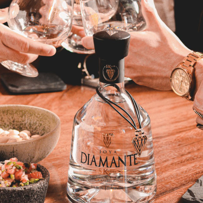 Tequila Joya Diamante 5 Kilates Añejo Cristalino