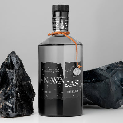 Aguardiente de Caña Navajas Overproof